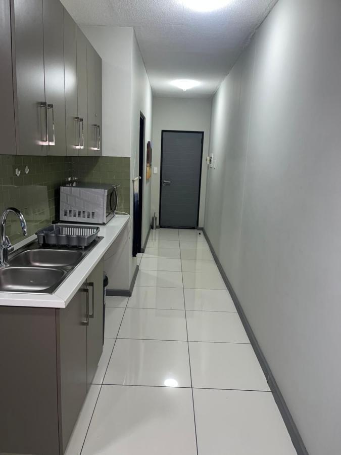 The Den Marensky Towers Lejlighed Windhoek Eksteriør billede